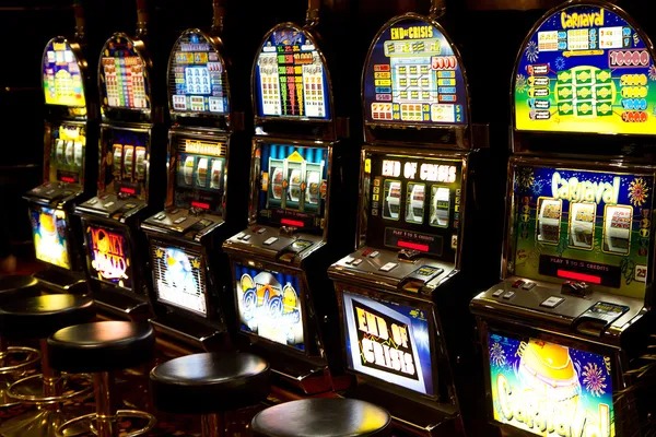 Poker Indonesia table lobby showing live tables, seat availability, and betting limits on fajarpakong888